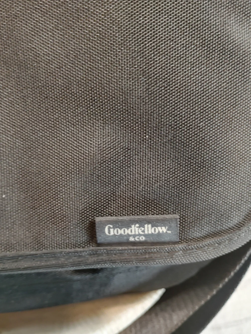 Goodfellow & Co Black Laptop Messenger Bag w/ Wide Adjustable Shoulder Strap